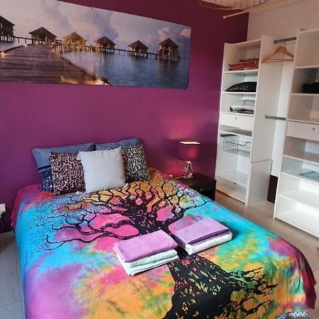 1 Chambre Privative Avec Bureau Et Cuisine Dans Maison 105 M2 Montfaucon Montfaucon  Esterno foto