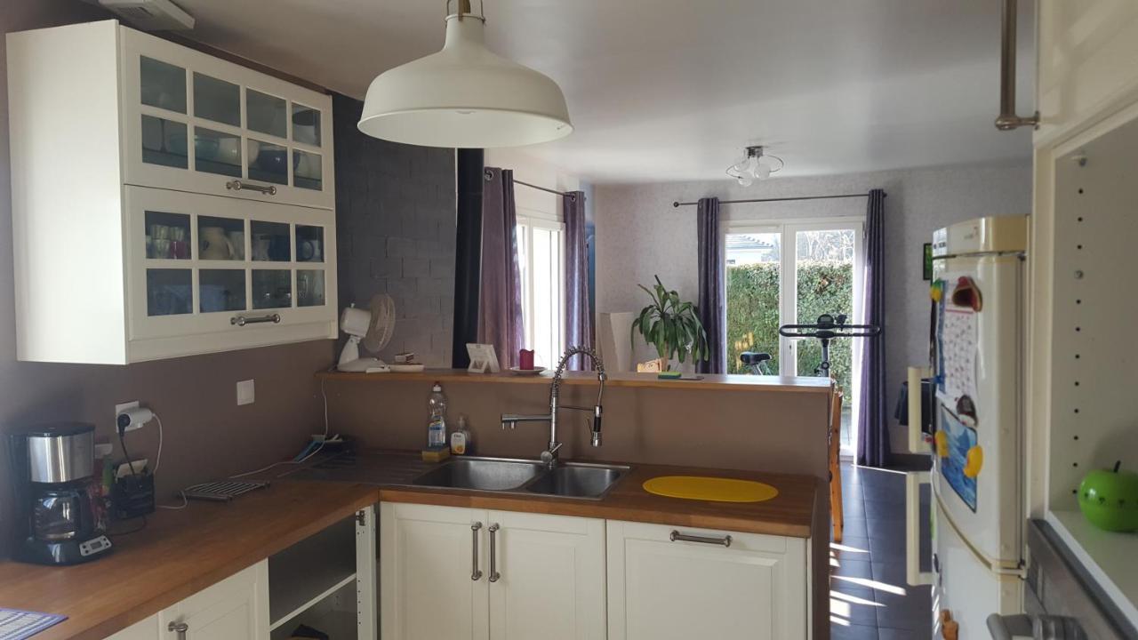 1 Chambre Privative Avec Bureau Et Cuisine Dans Maison 105 M2 Montfaucon Montfaucon  Esterno foto