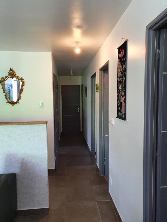 1 Chambre Privative Avec Bureau Et Cuisine Dans Maison 105 M2 Montfaucon Montfaucon  Esterno foto